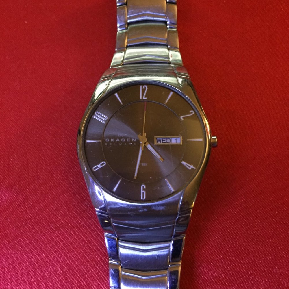 SKAGEN Denmark Charcoal Dial Men's Watch - Picture 4 of 4